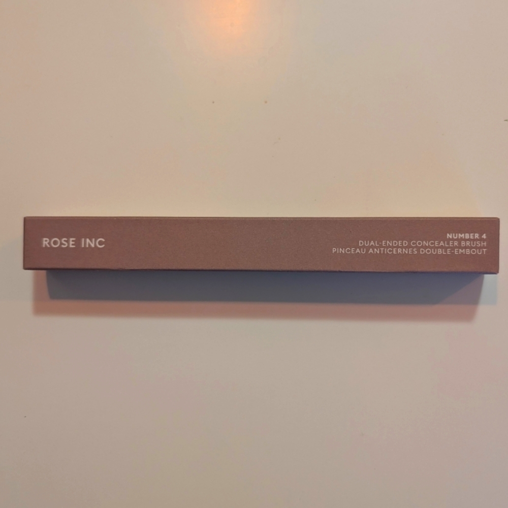 New unused, unopened Rose Inc dual ended concealer brush